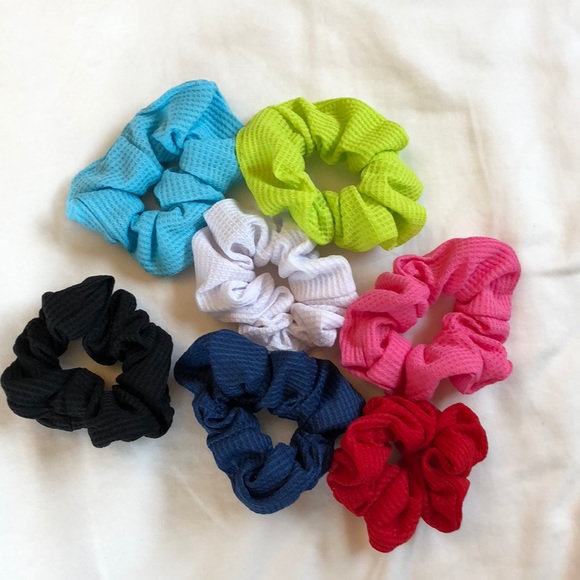 Scrunchies - Picture 1 of 2